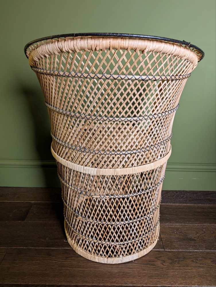 Midcentury rattan barrel chair - Image 13