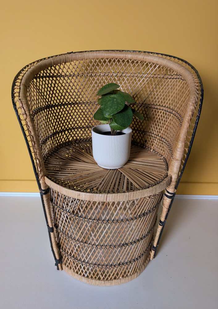 Midcentury rattan barrel chair - Image 12