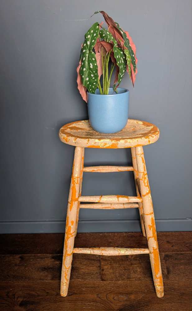 Tall orange stool with cracked paintwork - Image 4