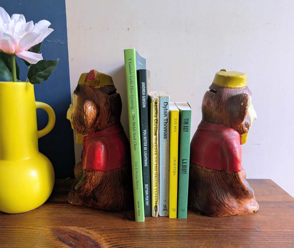 Pair of cheeky monkeys - Image 14
