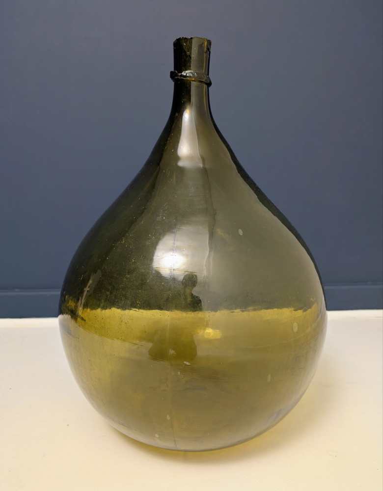 Giant green glass carboy demijohn - Image 2
