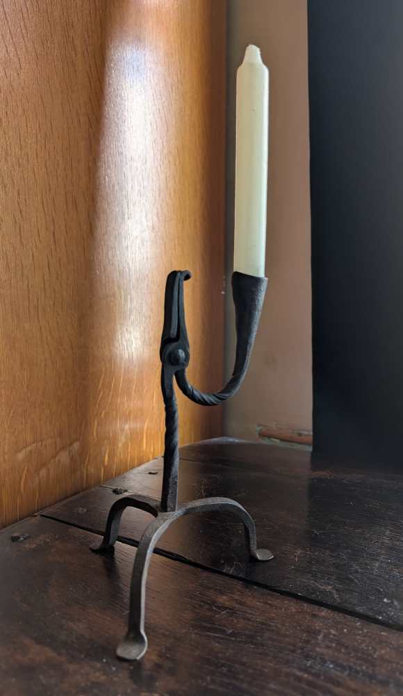 c.18th century Welsh rushlight candlestick holder - Image 4