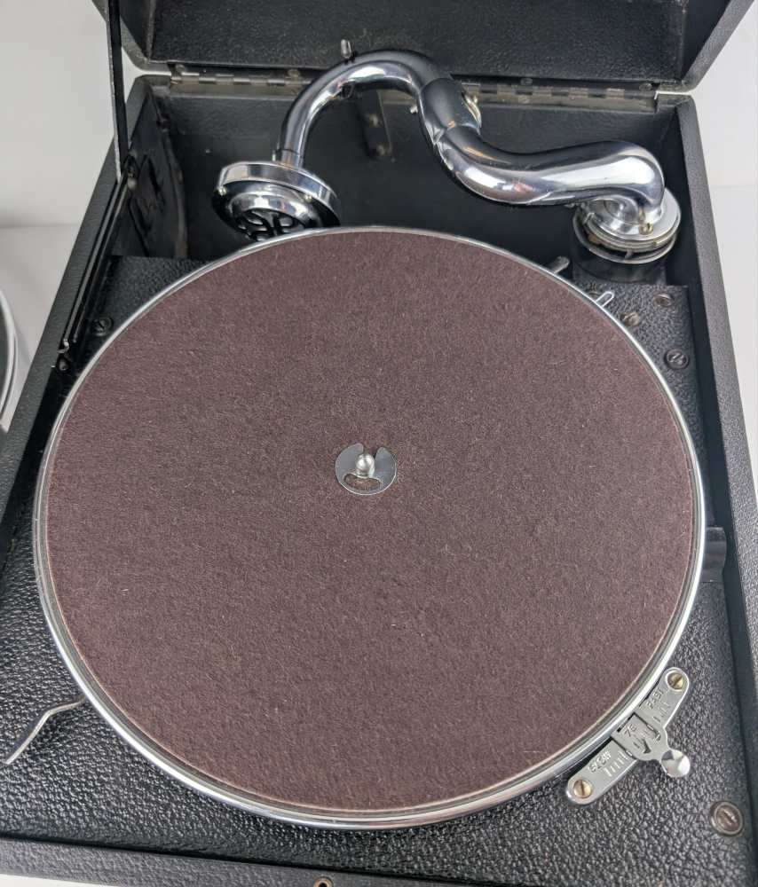 1930s wind up Columbia Grafonola Gramophone model 204D - Image 16