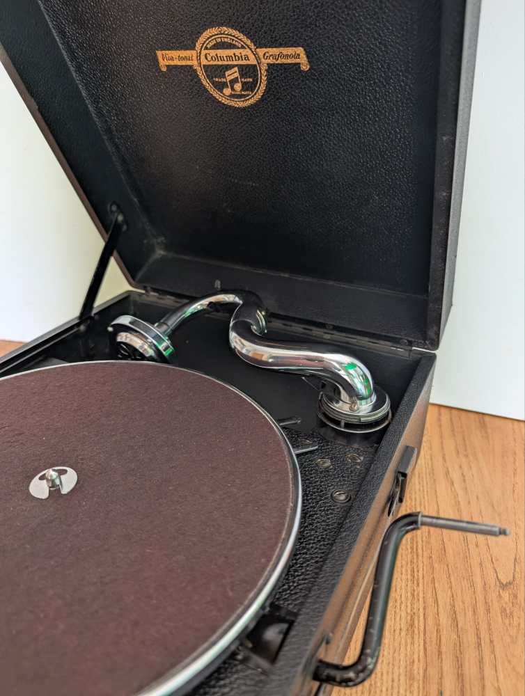 1930s wind up Columbia Grafonola Gramophone model 204D - Image 14
