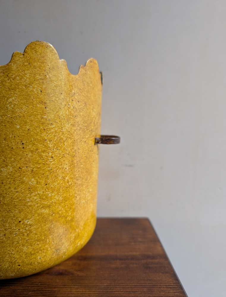 Turreted metal yellow plant pot - Image 7