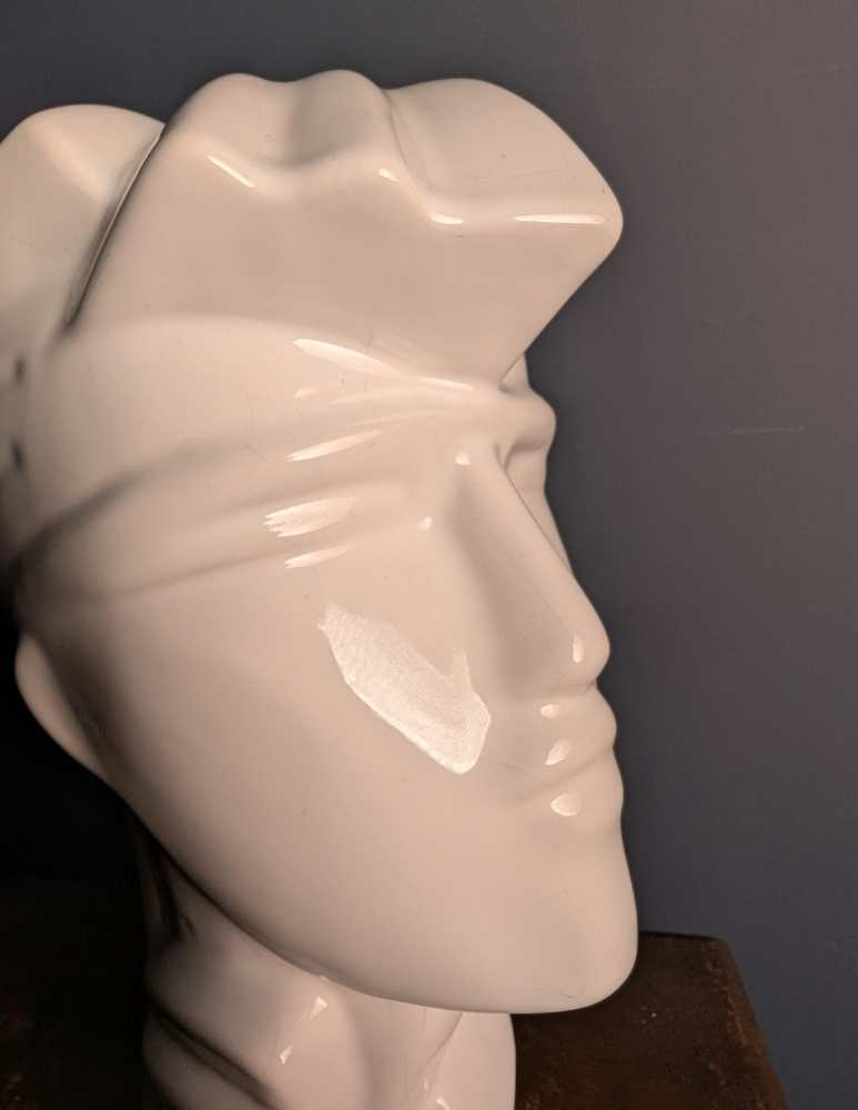 1980s ceramic sculptural bust by Lindsay Balkweill - Image 13