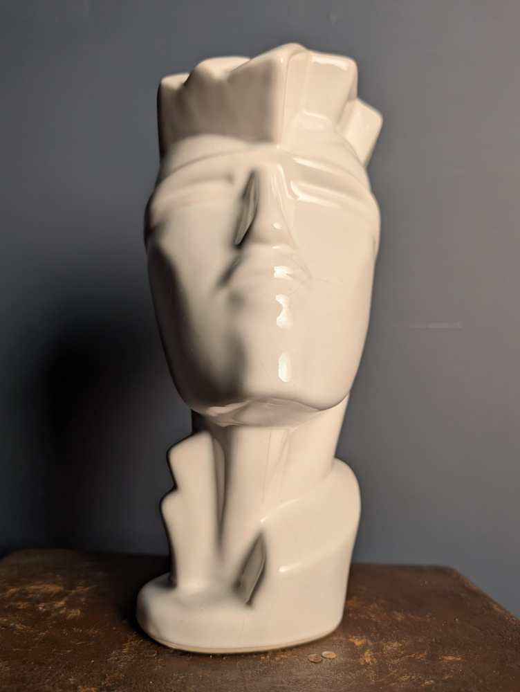 1980s ceramic sculptural bust by Lindsay Balkweill