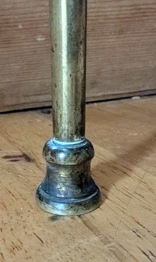 Brass c.1920s fireguard on raised feet - Image 6