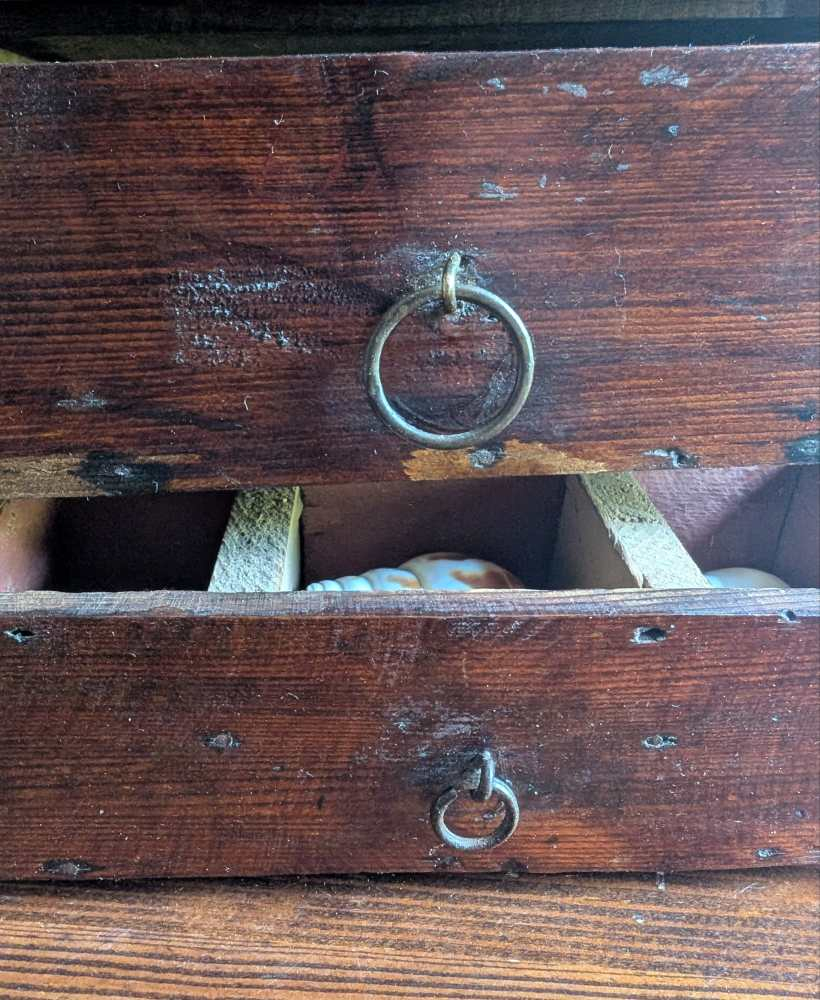 Small scratch-built workshop drawers - Image 12