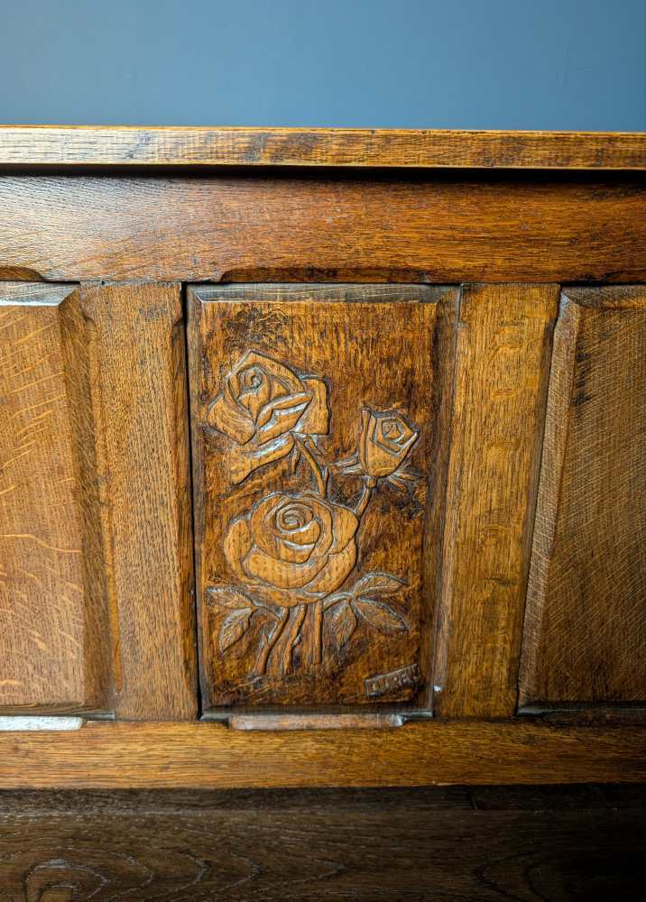 Midcentury American Oak carved coffer chest - Image 15
