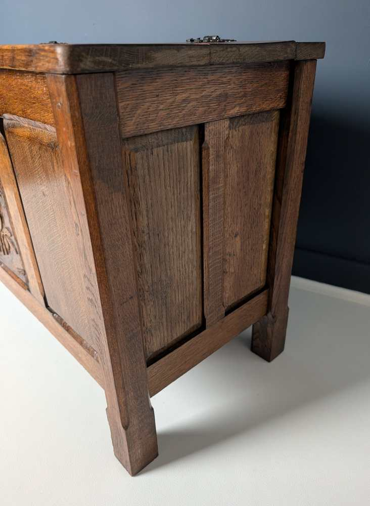 Midcentury American Oak carved coffer chest - Image 12