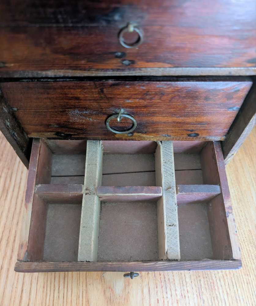 Small scratch-built workshop drawers - Image 9