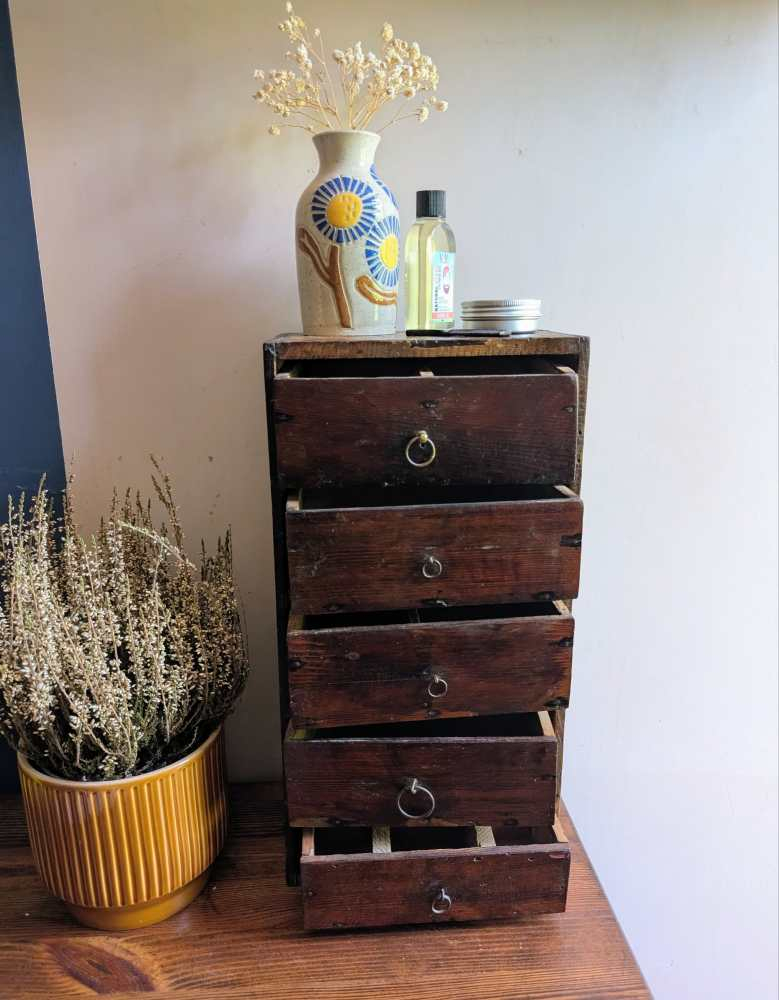 Small scratch-built workshop drawers - Image 13