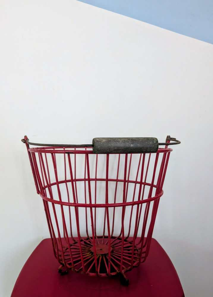 Vintage red potato pickers bucket - Image 4