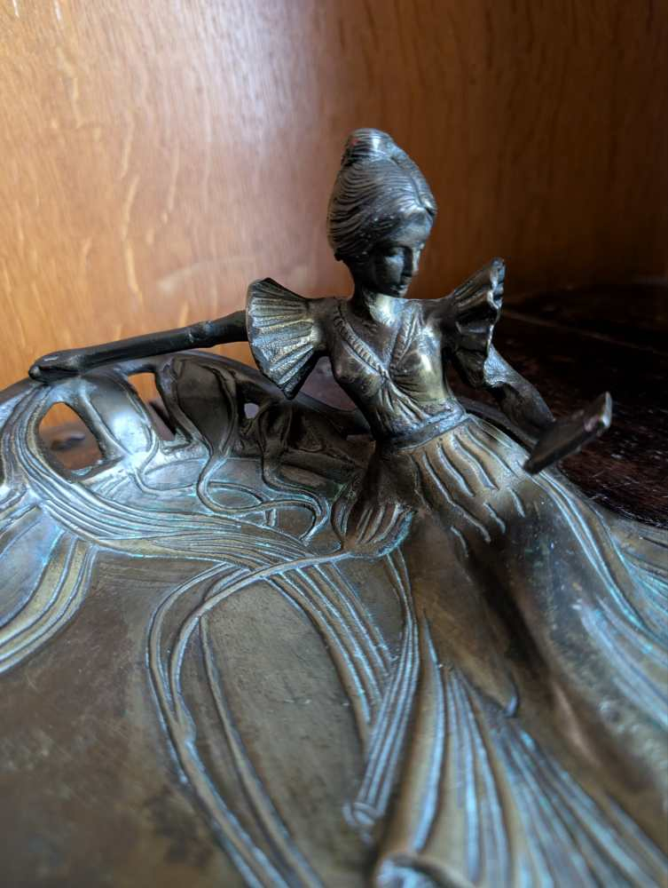 Art Nouveau cast brass dish by WMF - Image 2