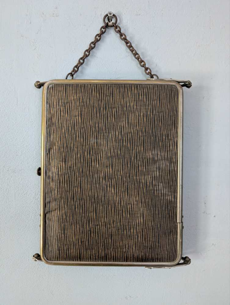 Victorian traveling barber's mirror - Image 16