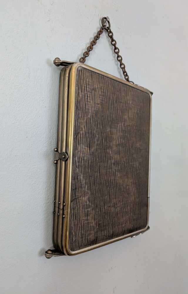 Victorian traveling barber's mirror - Image 10