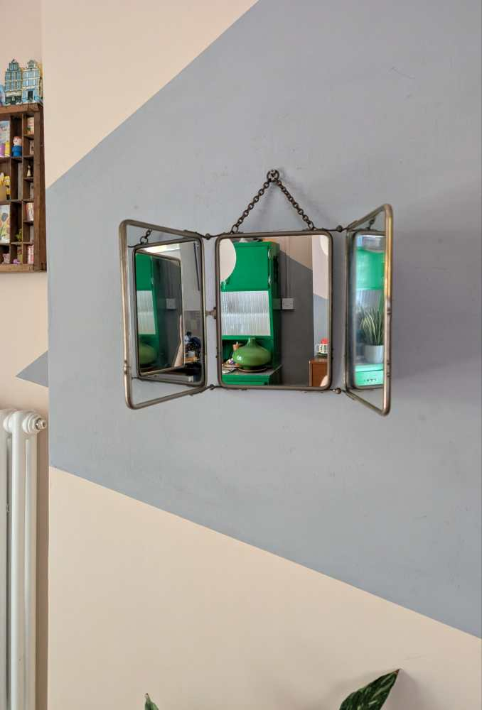 Victorian traveling barber's mirror - Image 18