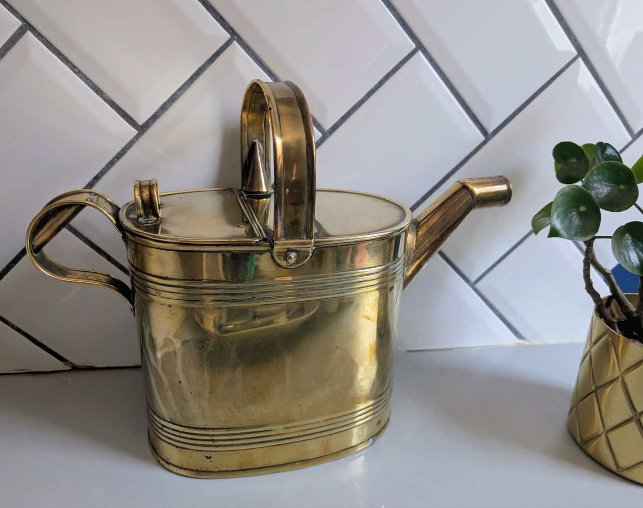 Victorian brass watering can - Image 2