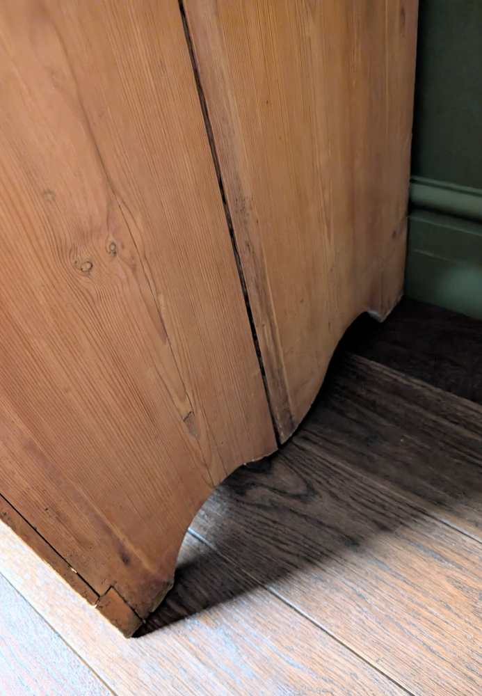 Victorian Pine large chest of two over three drawers - Image 8