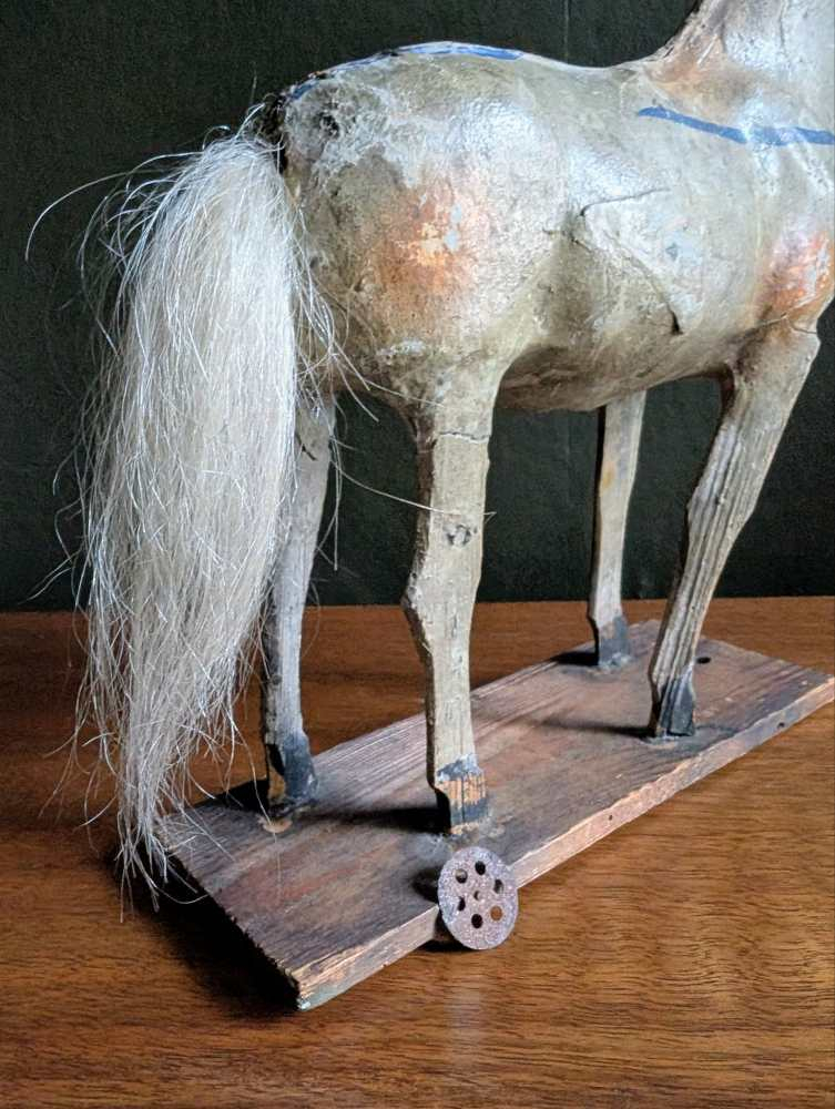 Antique play-worn toy horse - Image 16
