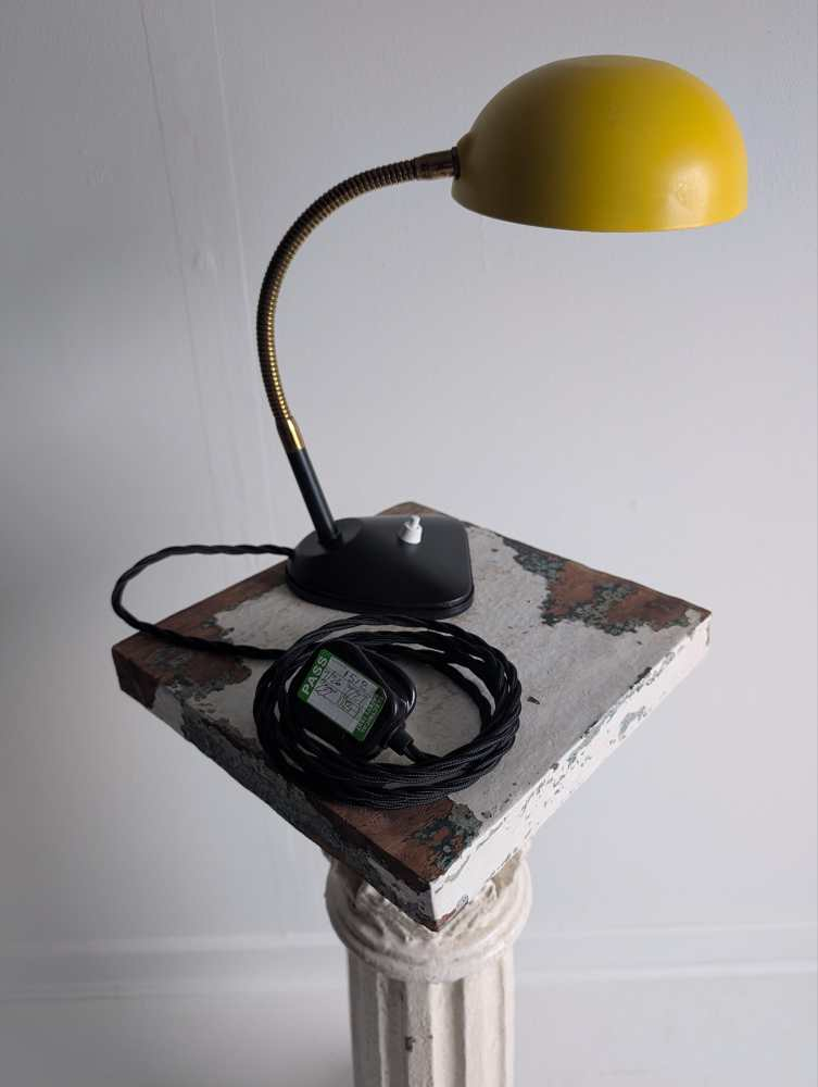 Midcentury yellow and black gooseneck lamp - Image 12