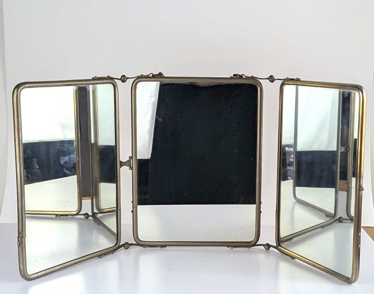 Victorian traveling barber's mirror
