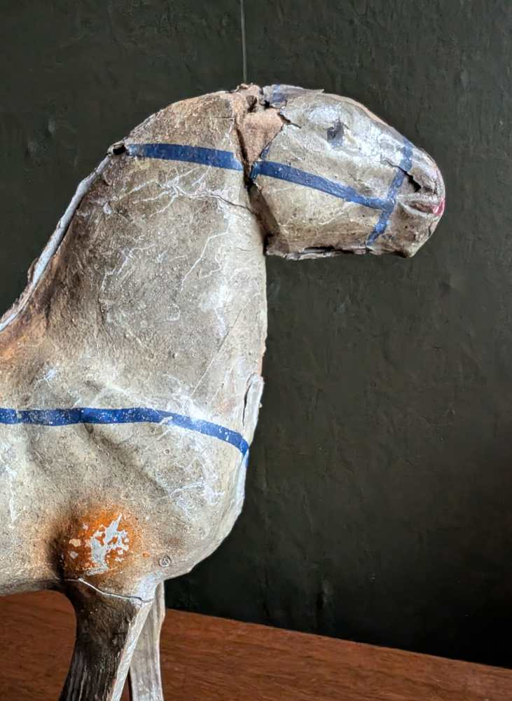 Antique play-worn toy horse - Image 7