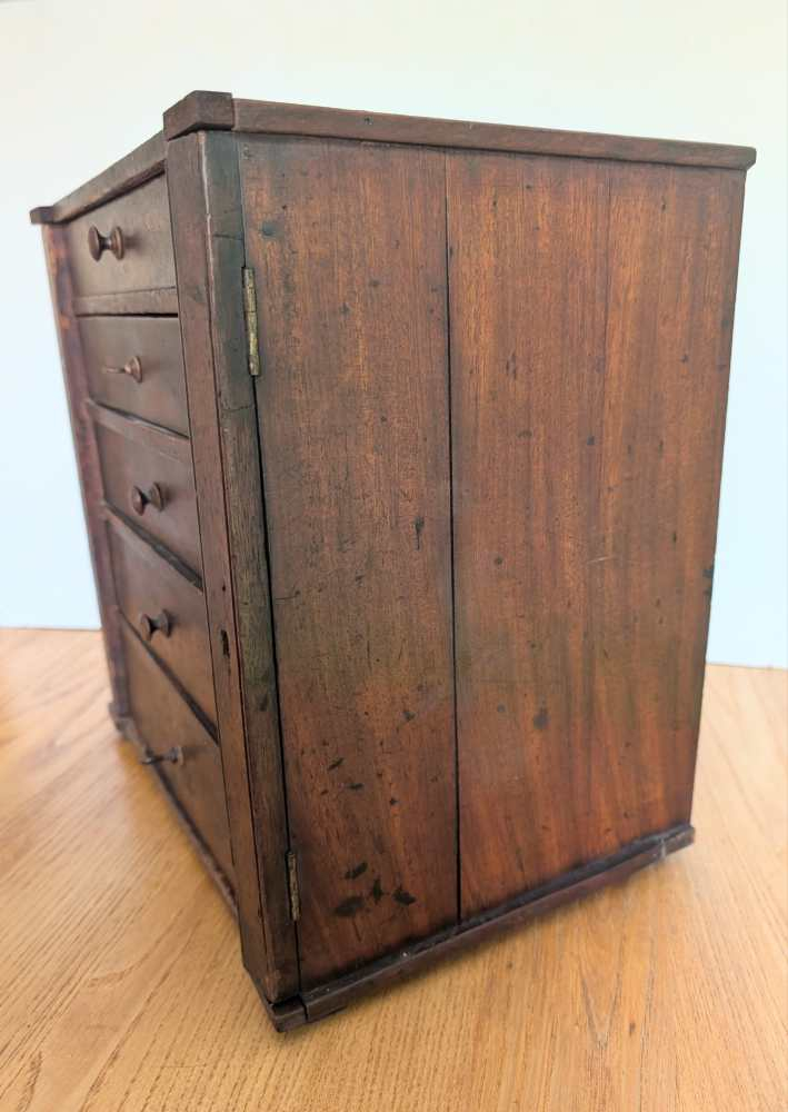 Mini Wellington chest of 5 collector's drawers - Image 8