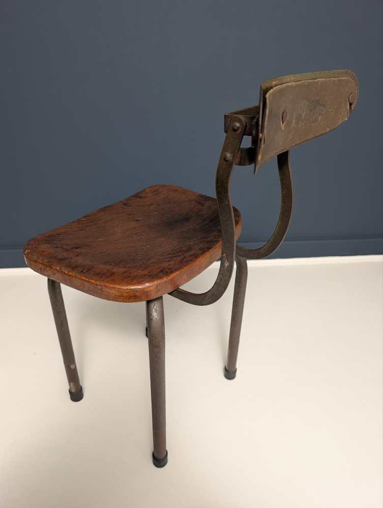 Industrial chair with rotating back rest - Image 7