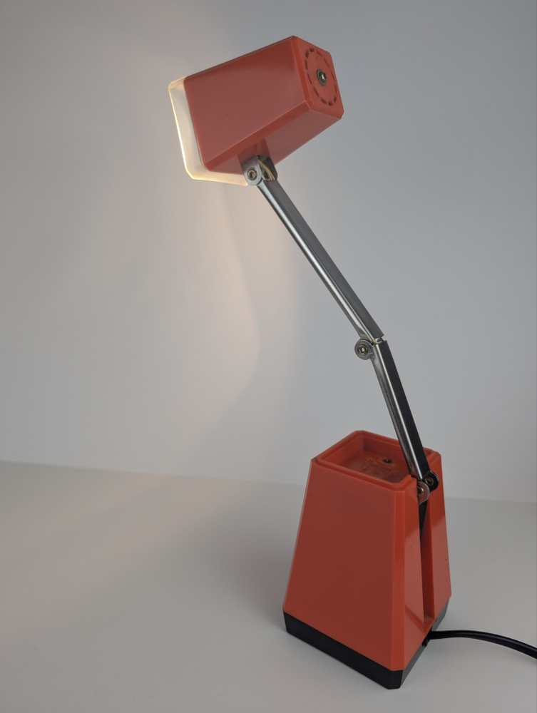 1970s folding pyramid angle lamp and night-light - Image 2