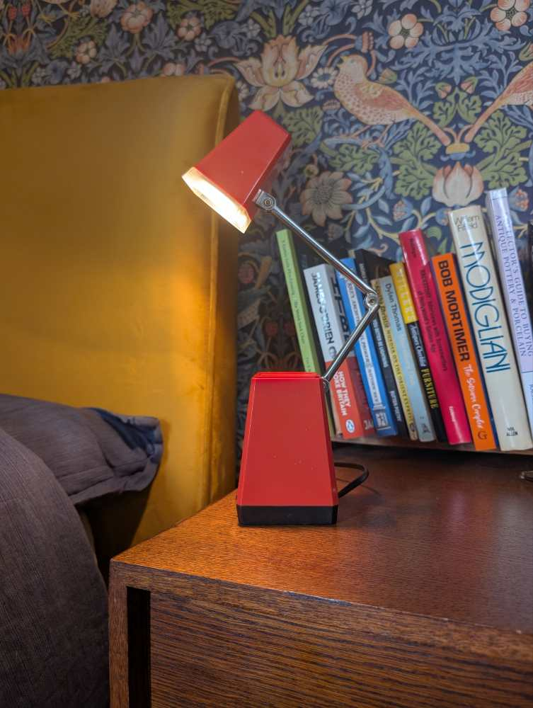 1970s folding pyramid angle lamp and night-light - Image 10