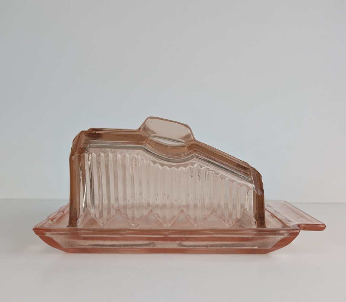 1950s pink glass butter dish - Image 6