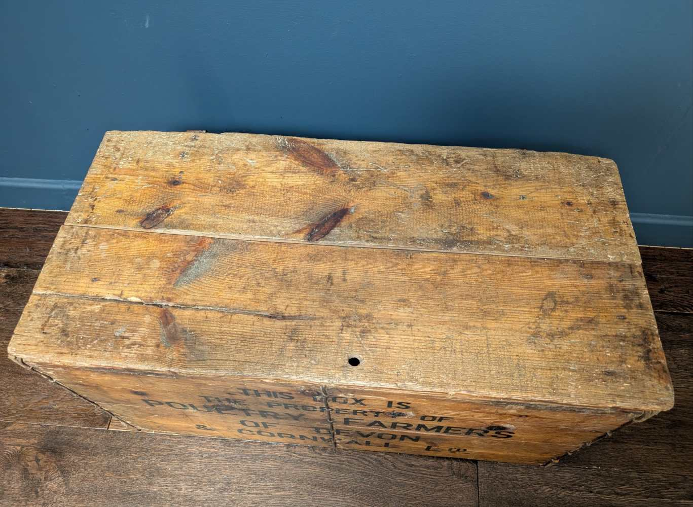 c.1950s Devon and Cornwall egg transportation box - Image 13