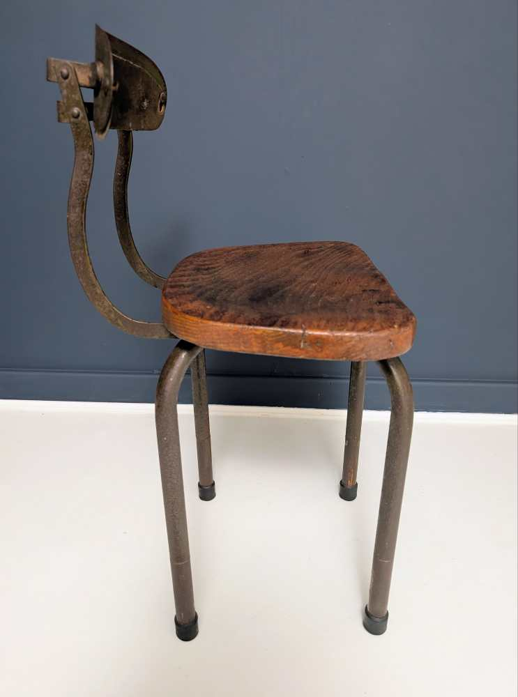 Industrial chair with rotating back rest - Image 10