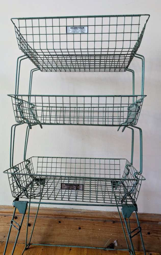 Three tier midcentury 'Beanstalk' vintage wire storage rack - Image 10