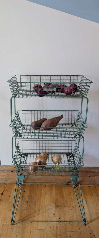 Three tier midcentury 'Beanstalk' vintage wire storage rack - Image 2