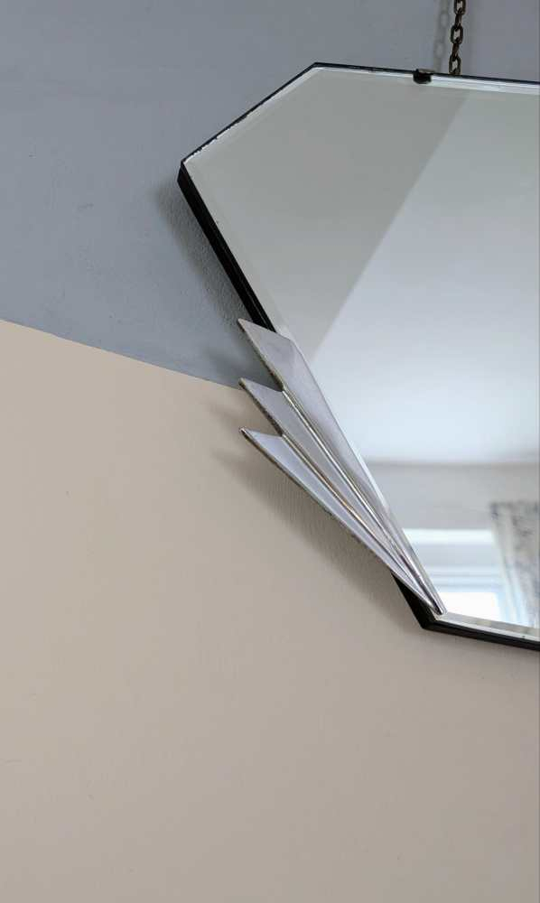 Art Deco frameless mirror with stylish details - Image 2
