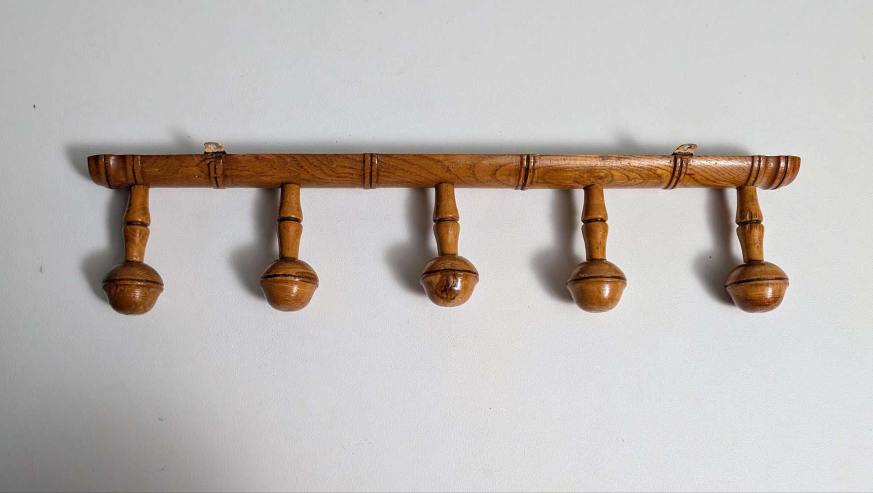 French bamboo style early 1900s pine wood coat rack - Image 2