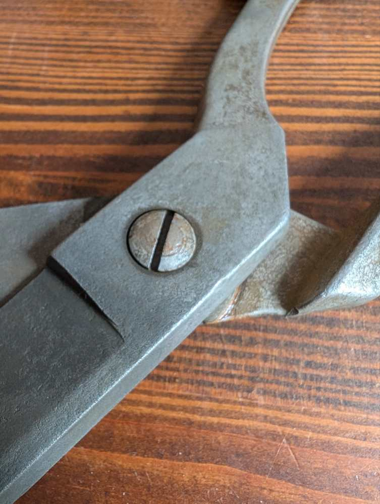 Huge tailor's shears, Sheffield-made scissors - Image 3
