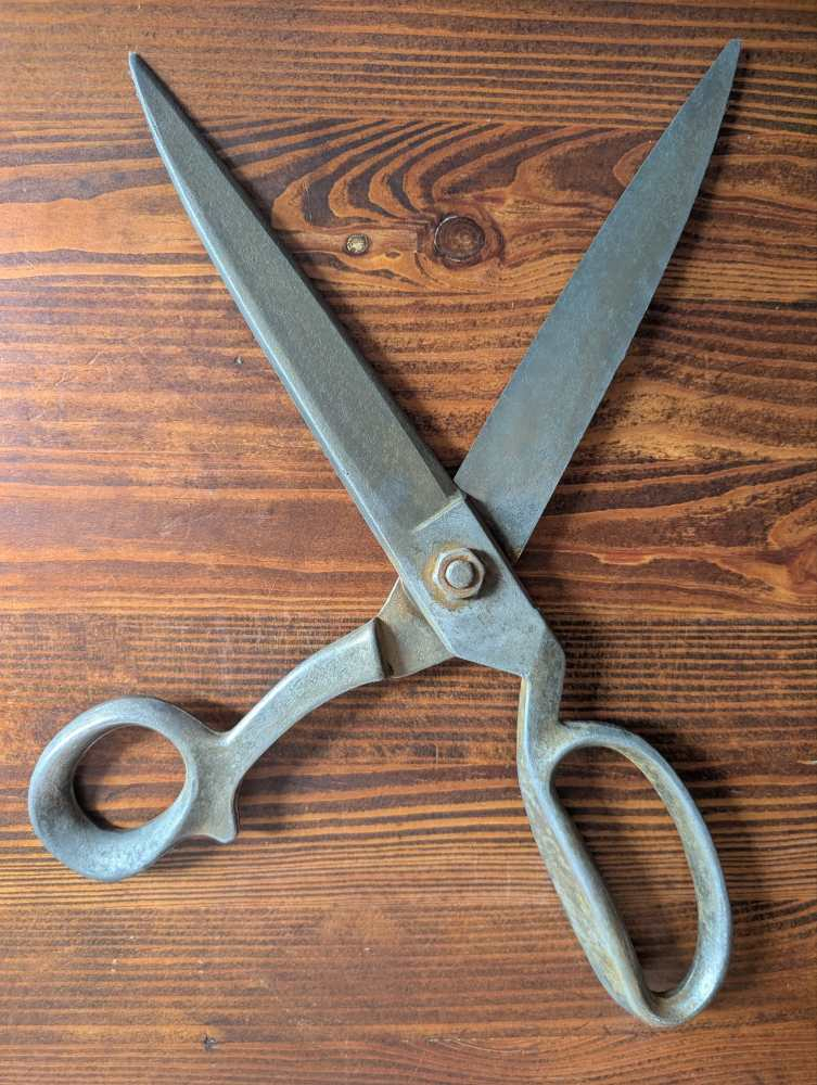 Huge tailor's shears, Sheffield-made scissors - Image 2
