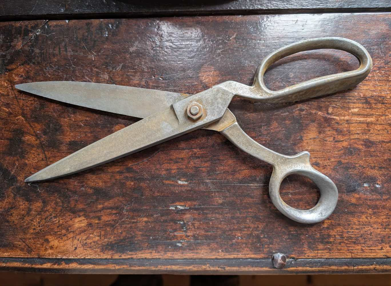 Huge tailor's shears, Sheffield-made scissors - Image 11