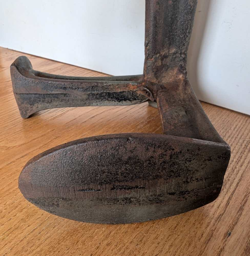 Antique cast iron cobbler's last - great door stop - Image 11