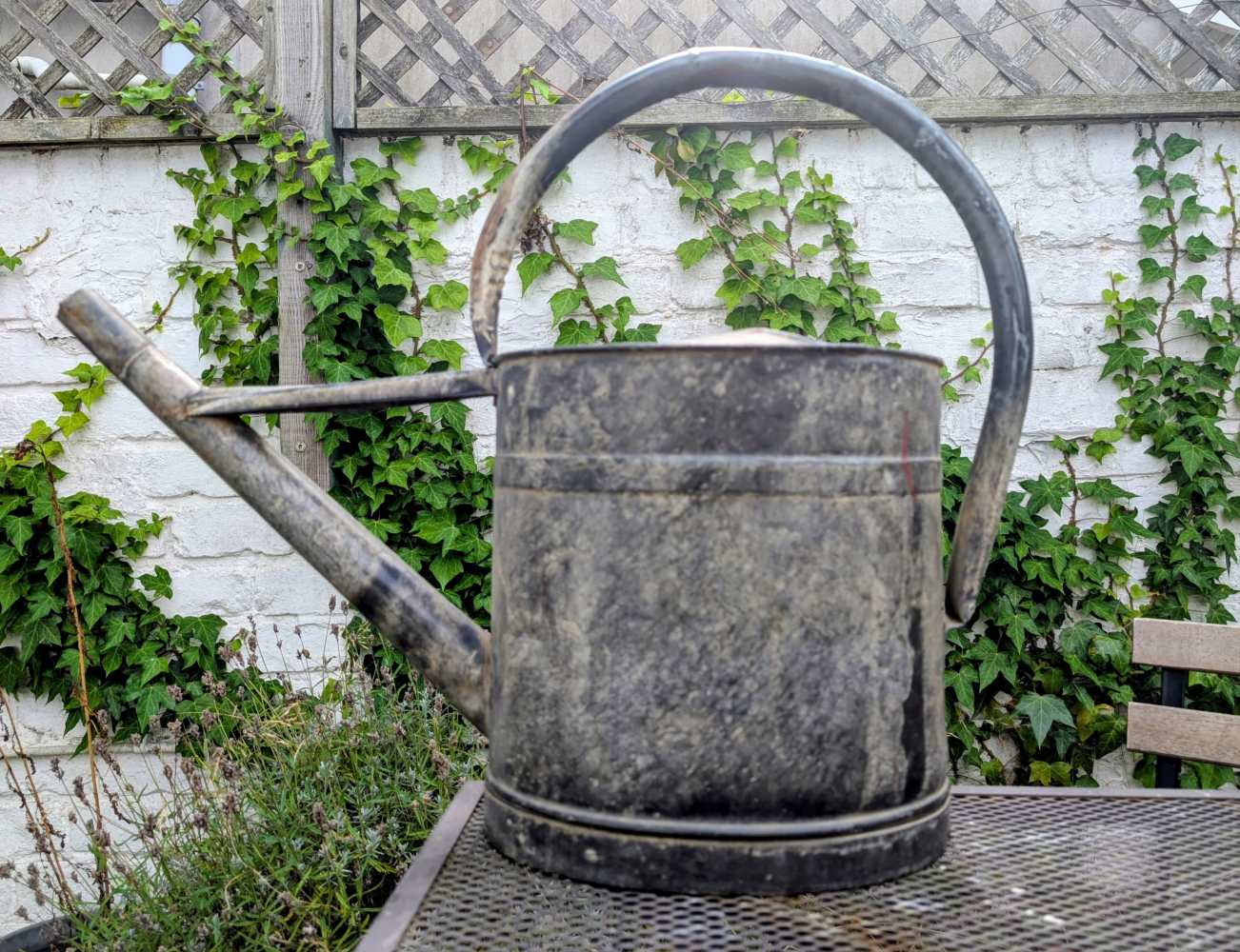 c.1930s thick handled watering can - Image 19