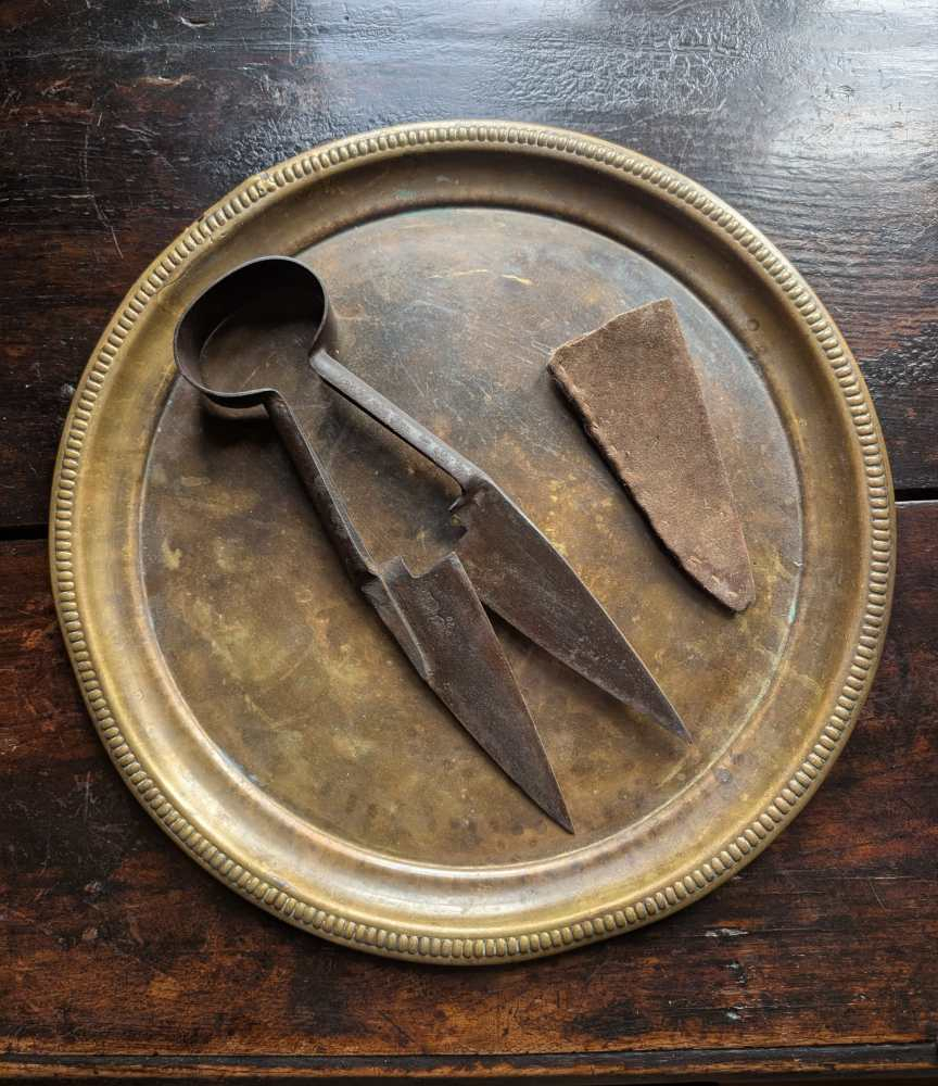 1930s Sheffield steel sheep shears with sheath - Image 4