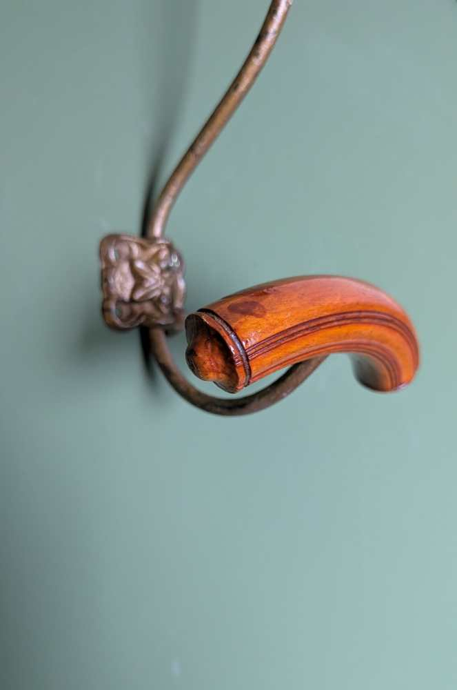 French c.1900 coat and hat hooks - Image 10