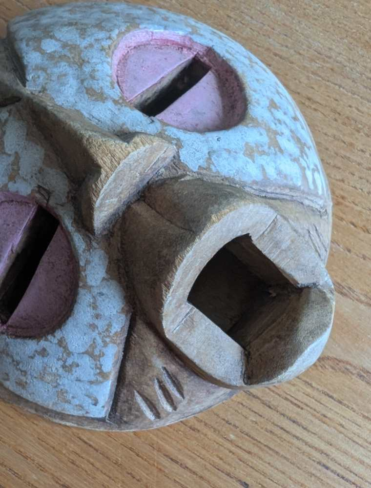 Small Luba tribe mask, Congo - Image 7