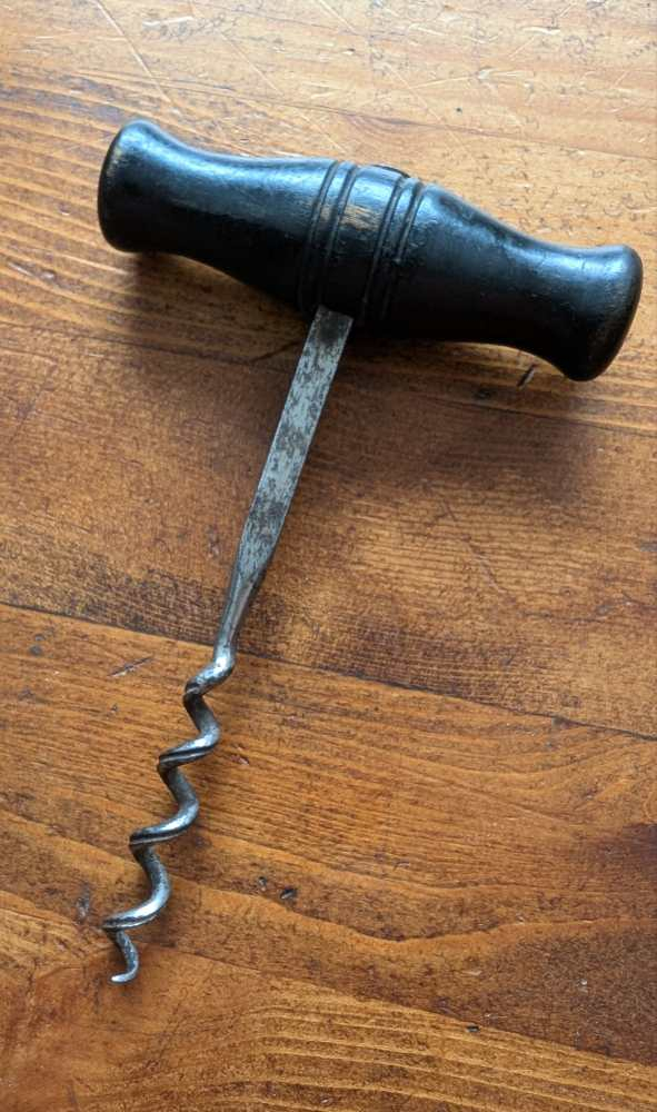 Antique turned wooden handled corkscrew - Image 6