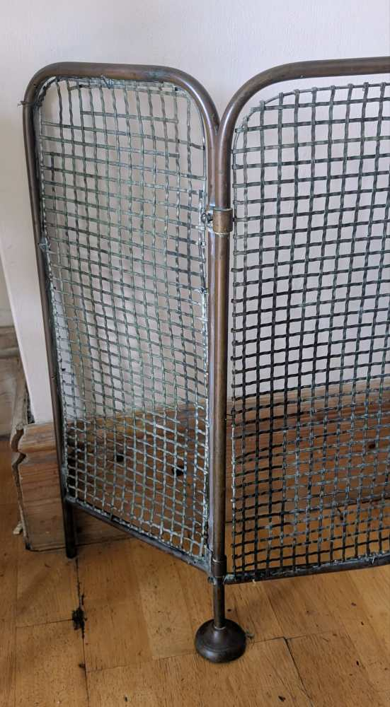Brass Edwardian fireguard - Image 3