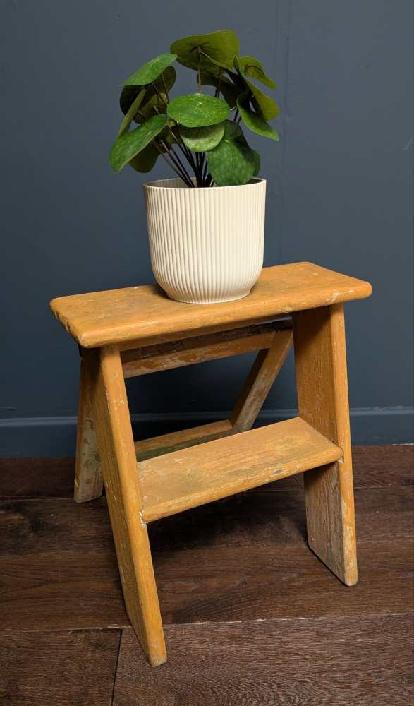 2 step painted wooden folding steps - Image 5